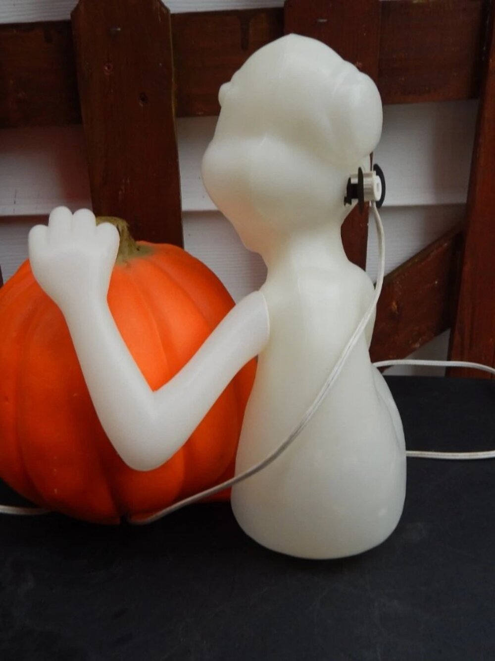 Vintage Lighted Halloween Pumpkin Ghost Blow Mold 14'' Season's by Zauder's - Picture 5 of 9